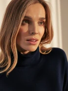 TURTLENECK SWEATER