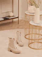 LINEN TRAPERS