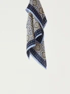 Silk gavroche in regular pattern