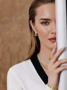 Elegant earrings on sticks