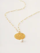 Pearl necklace with mountain crystal and rosette
