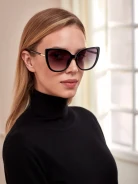 CAT-EYE GLASSES