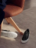 BLACK LEATHER SNEAKERS