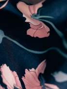 LARGE SILK GAVROCHE