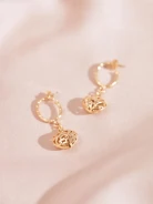 GOLD-PLATED EARRINGS WITH HEARTS