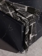 SCARF WITH ANIMAL MOTIFS