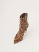 Boots in animal pattern