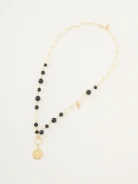 Necklace with onyx