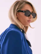 Black rectangular sunglasses