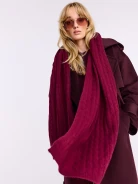 Burgundy cashmere scarf with a cable knit pattern