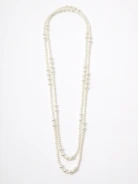 Long imitation pearl necklace