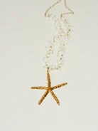 Gold-plated necklace with pearls and a pendant