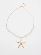 Gold-plated necklace with pearls and a pendant