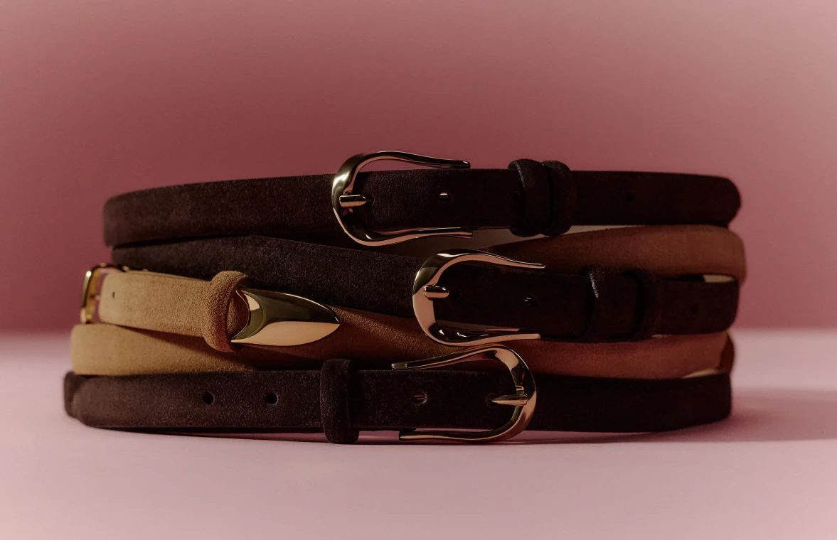 Dark brown bombato leather belt