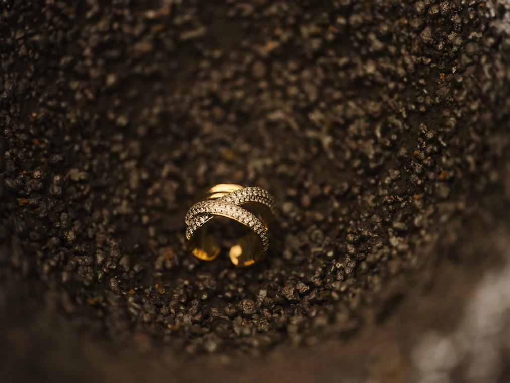 Gold-plated ring with cubic zirconia