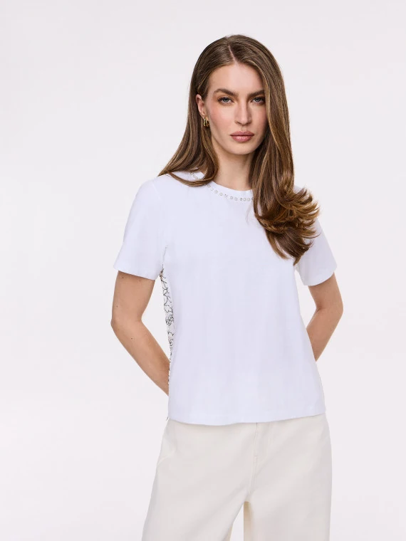 White short-sleeved blouse with lace appliqué