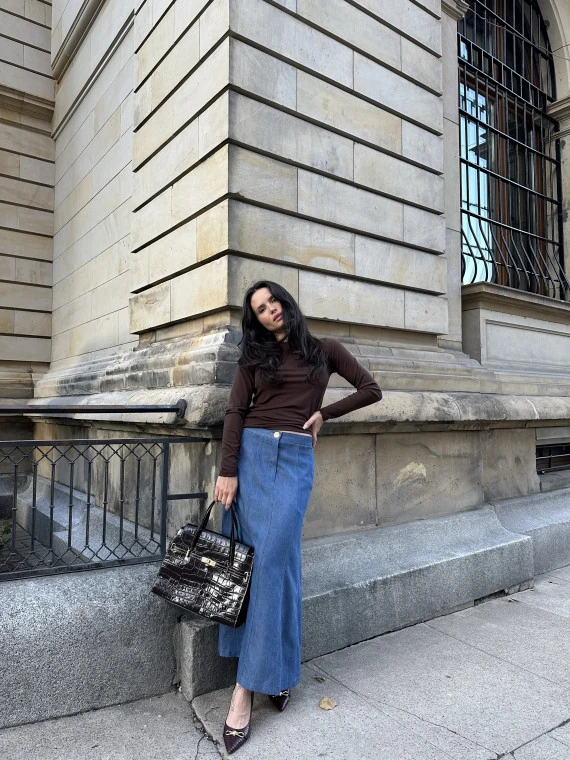 Denim midi skirt with high waist