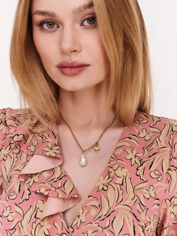 Gold-plated stainless steel necklace with natural pearl