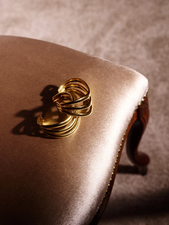 Gold bracelet