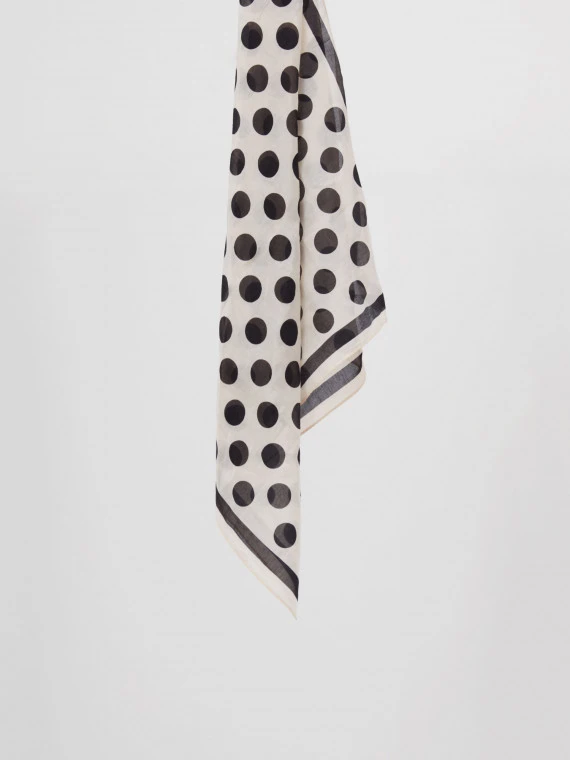 Elegant scarf with large polka dots