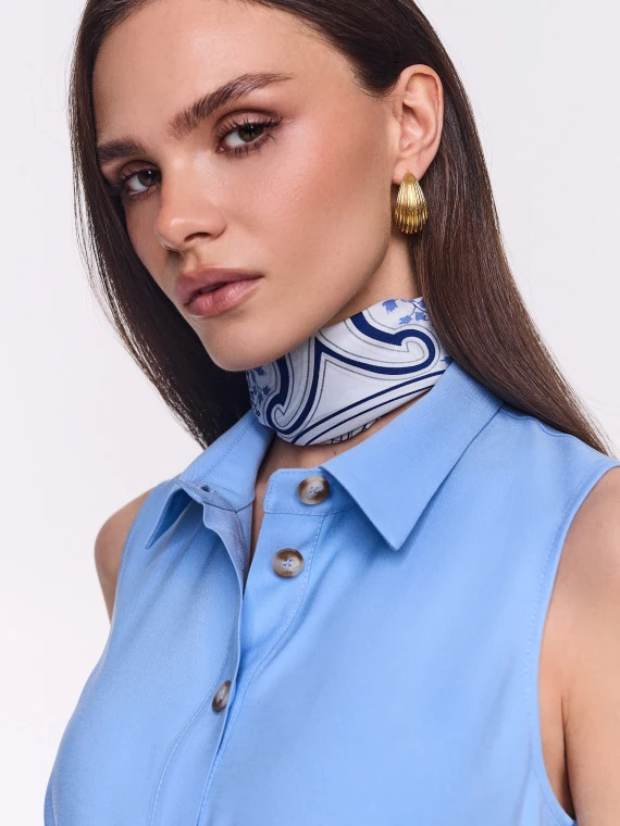 A silk scarf with blue patterns
