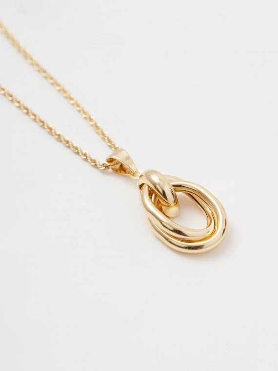 Gold-plated necklace with an elegant pendant