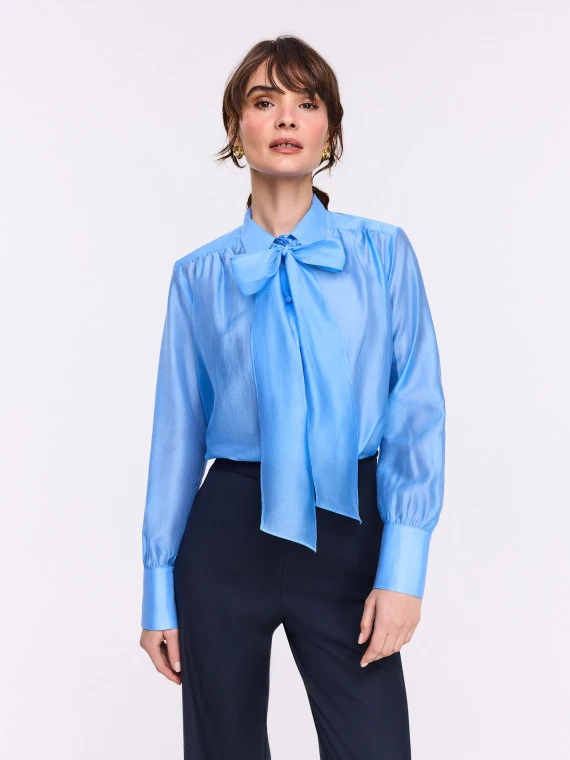 Blue shirt with tie