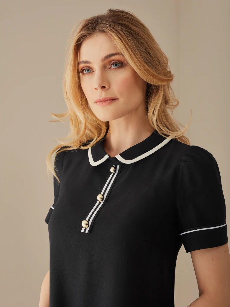 DRESS WITH COLLAR