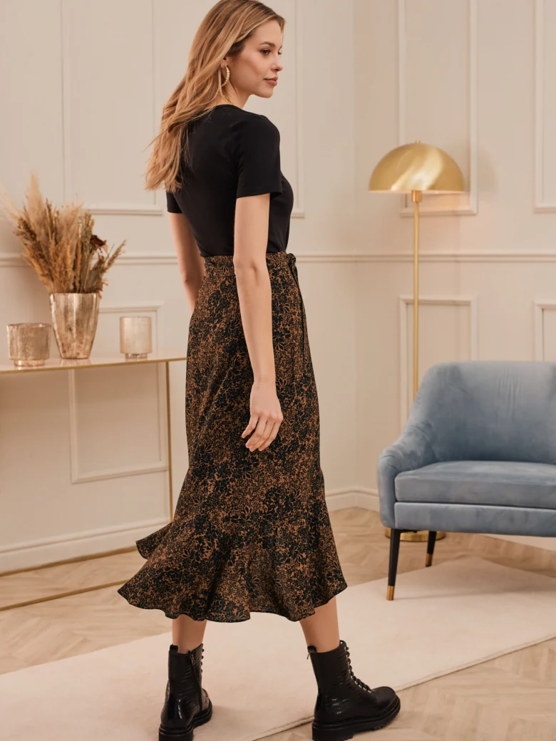 BROWN MIDI LENGTH SKIRT