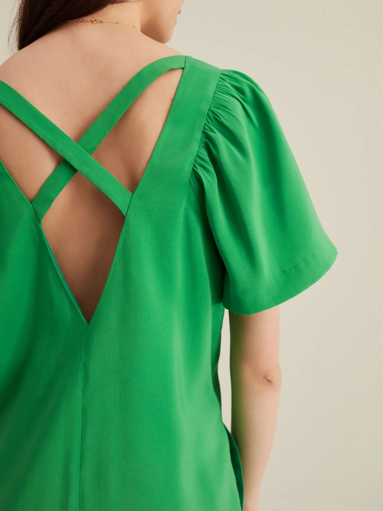 PUFF SLEEVE GREEN DRESS
