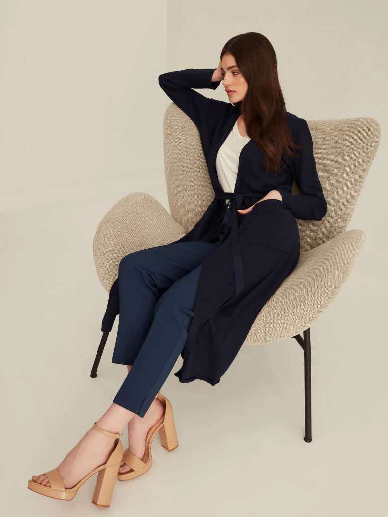NAVY CREASED PANTS