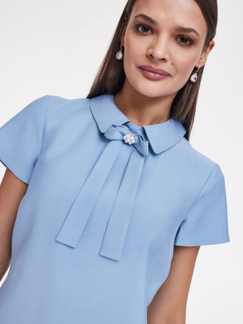 Blue dress with short sleeves