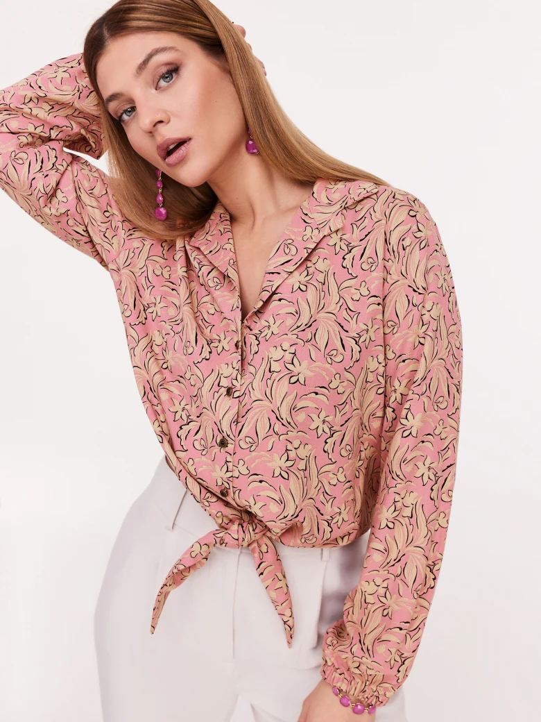 Pink viscose shirt with flowers