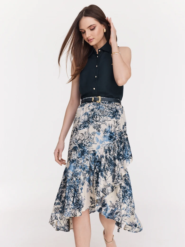 Airy asymmetrical viscose skirt