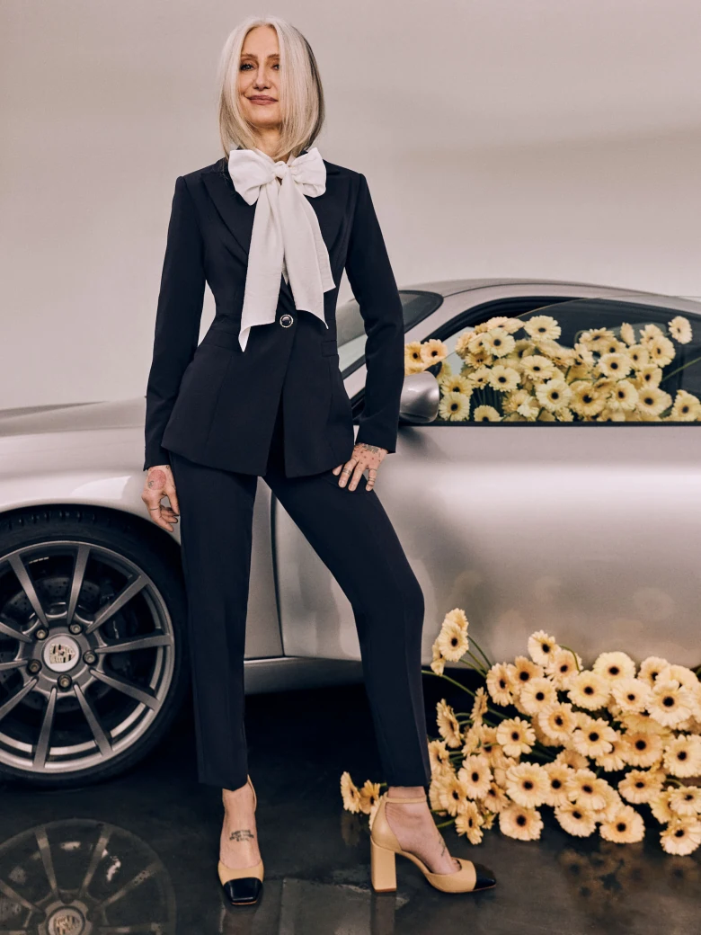 Elegant one-button waist jacket