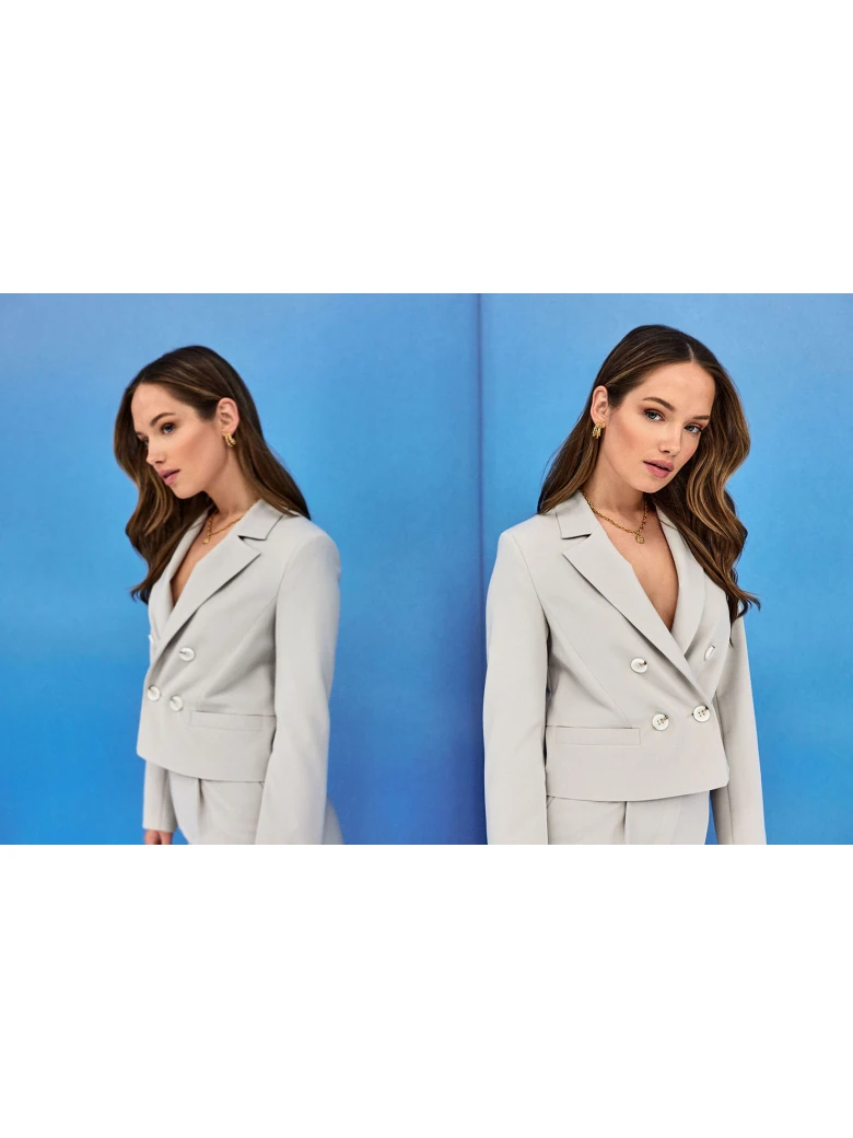 Double-breasted jacket with pockets
