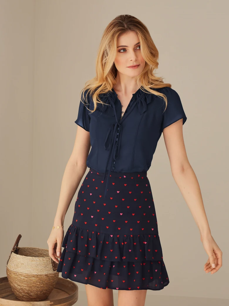 BLOUSE WITH BINDING AT NECKLINE