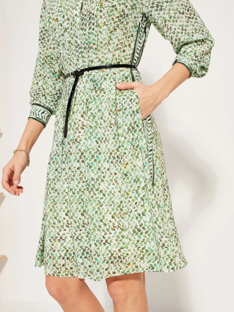 SMALL PATTERN DRESS