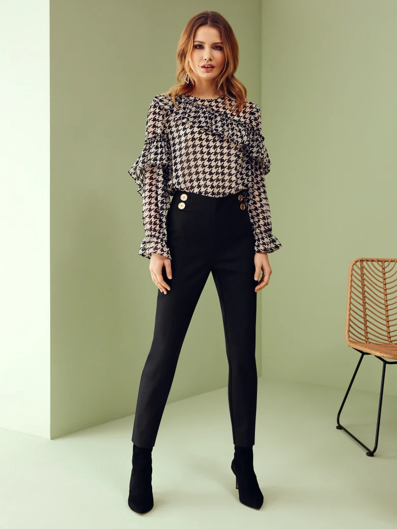 CLASSIC HIGH-WAISTED PANTS