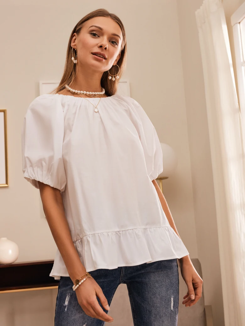 WHITE BLOUSE WITH SHORT SLEEVES