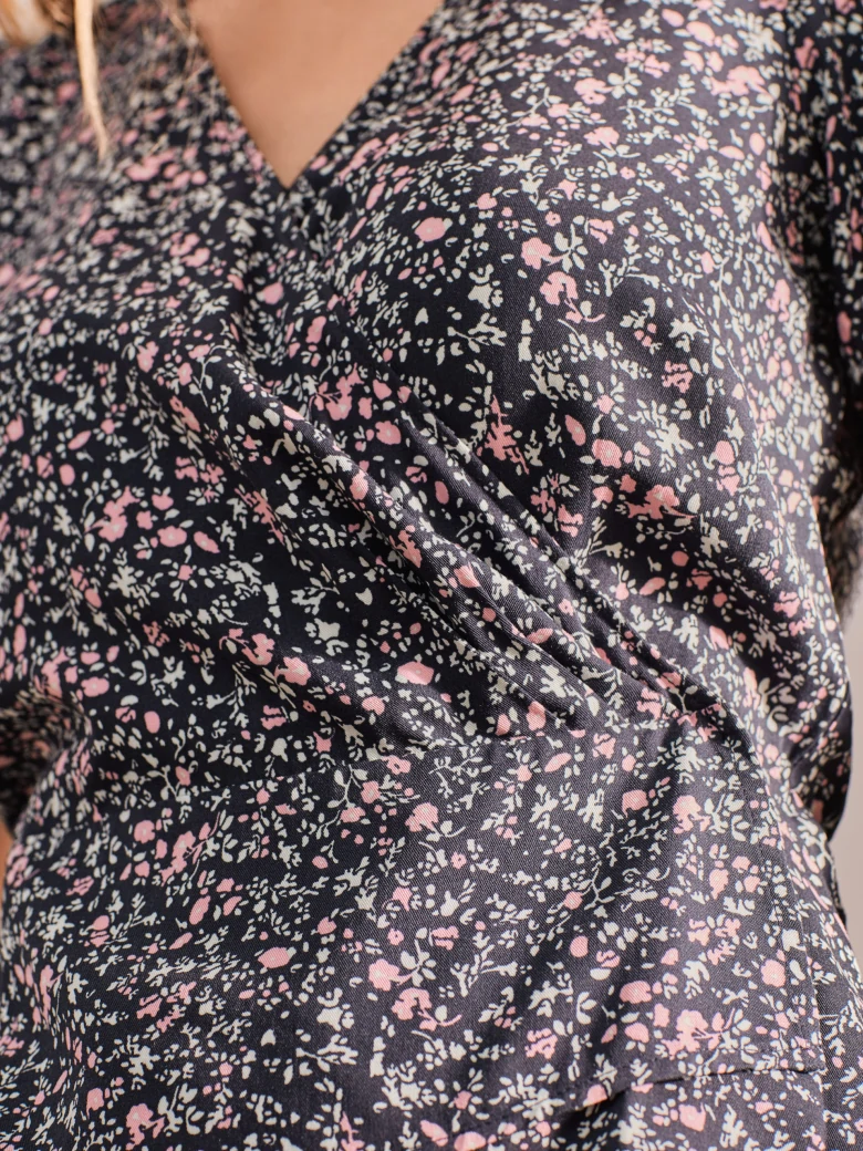 SHORT SLEEVE BLOUSE WITH SMALL FLOWERS