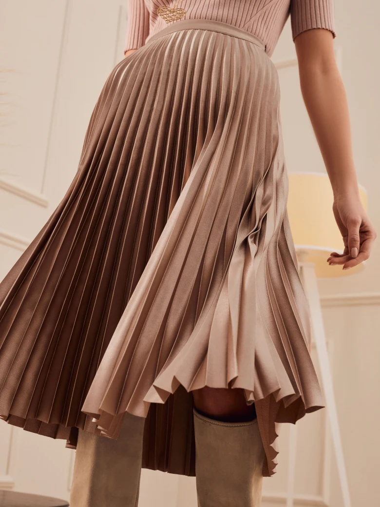 POWDER PINK PLEATED SKIRT