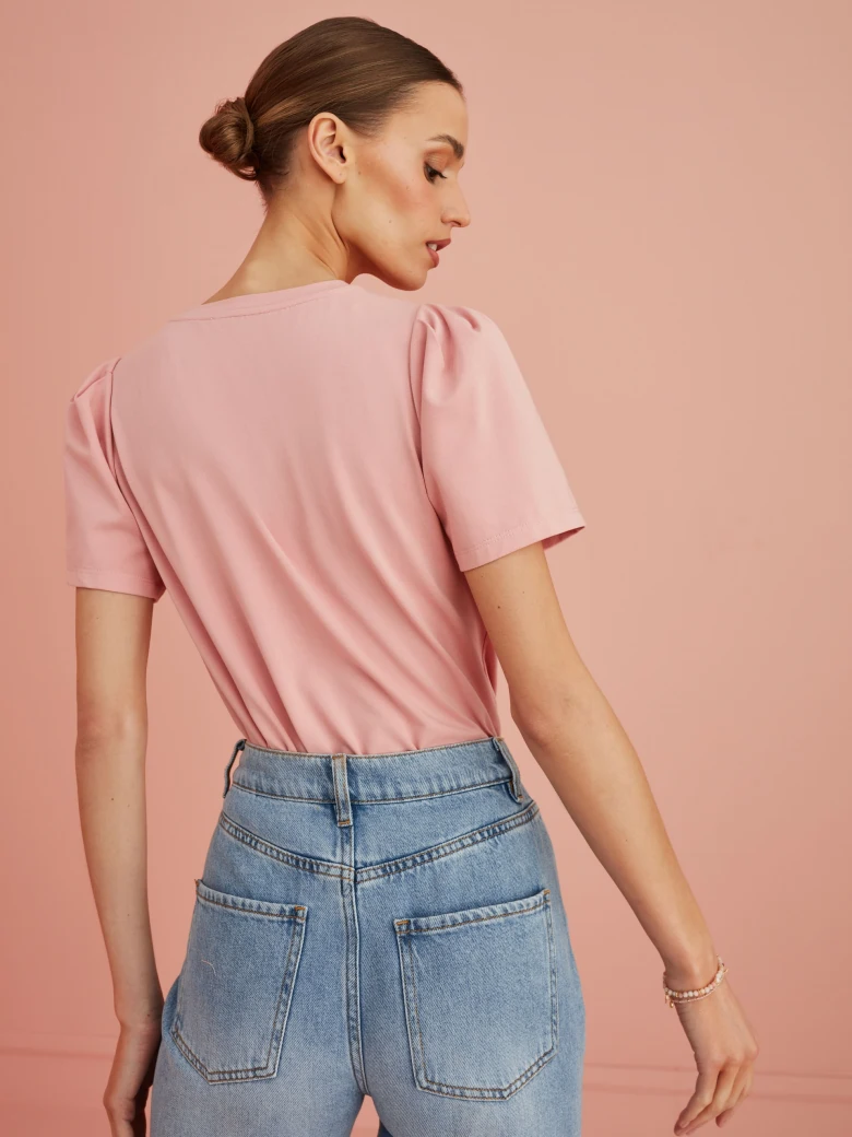 PINK BLOUSE WITH PEARLS