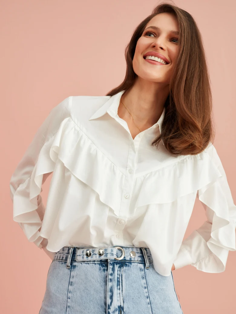WHITE RUFFLED SHIRT