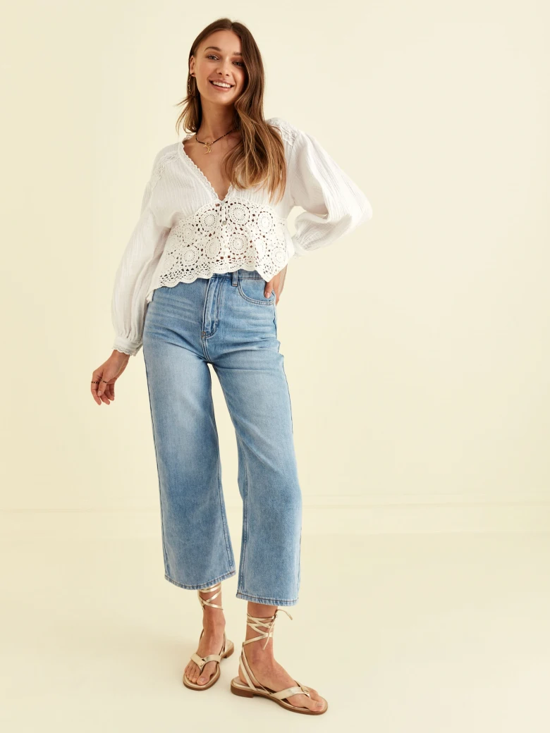 WHITE SHIRT WITH OPENWORK DETAILS