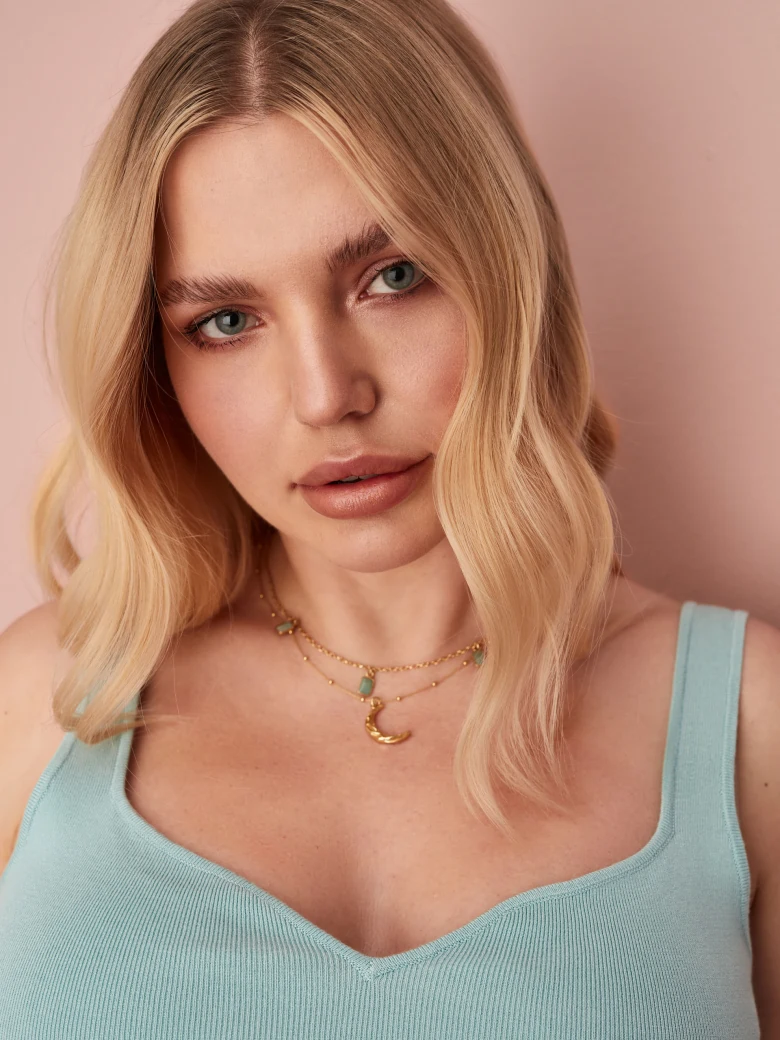 TURQUOISE KNIT TOP