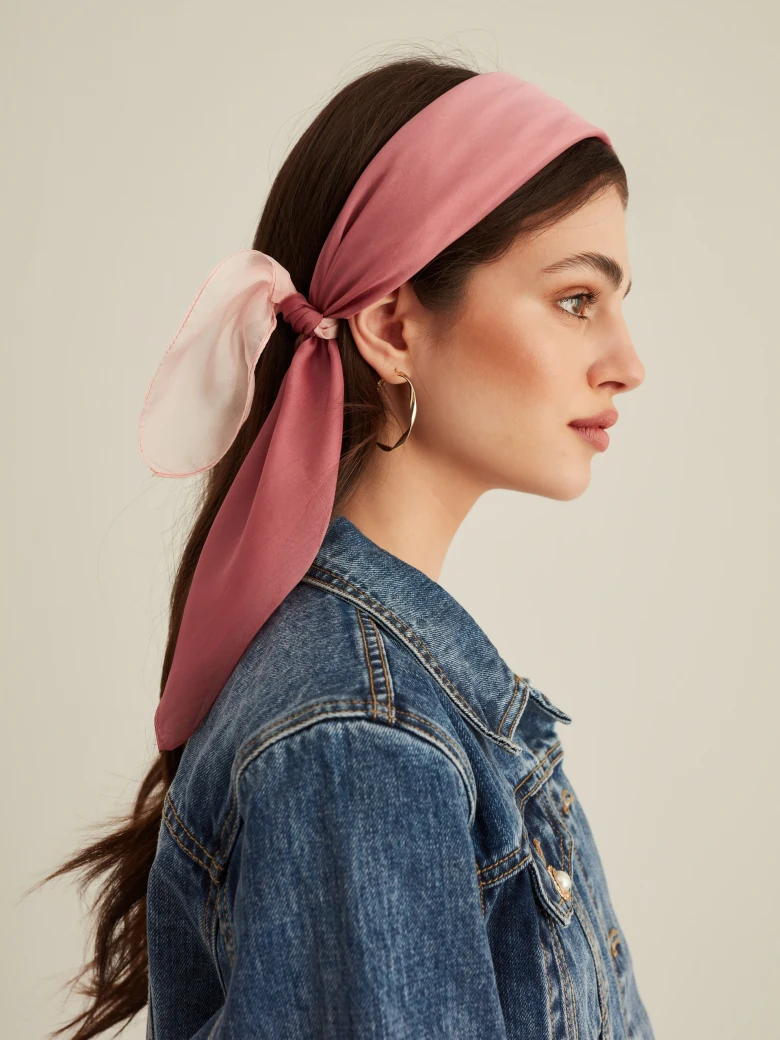 DENIM JACKET WITH PEARL BUTTONS