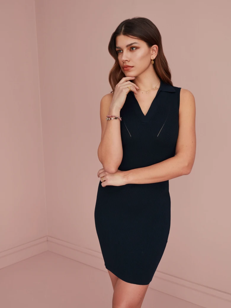 NAVY KNITTED DRESS