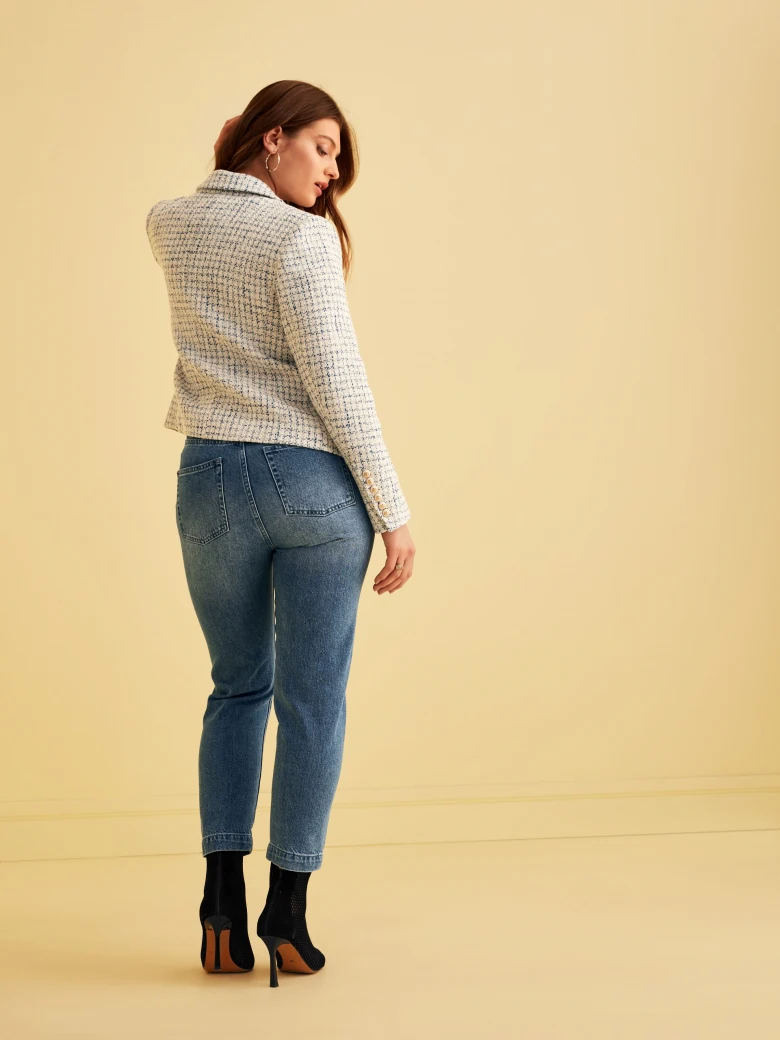 PROSTE JEANSY Z WYSOKIM STANEM