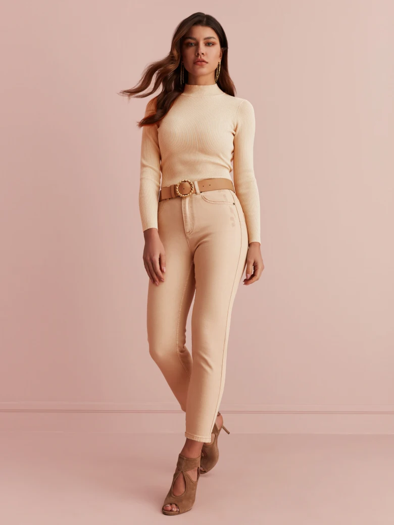 BEIGE MOCK-NECK BACKLESS SWEATER